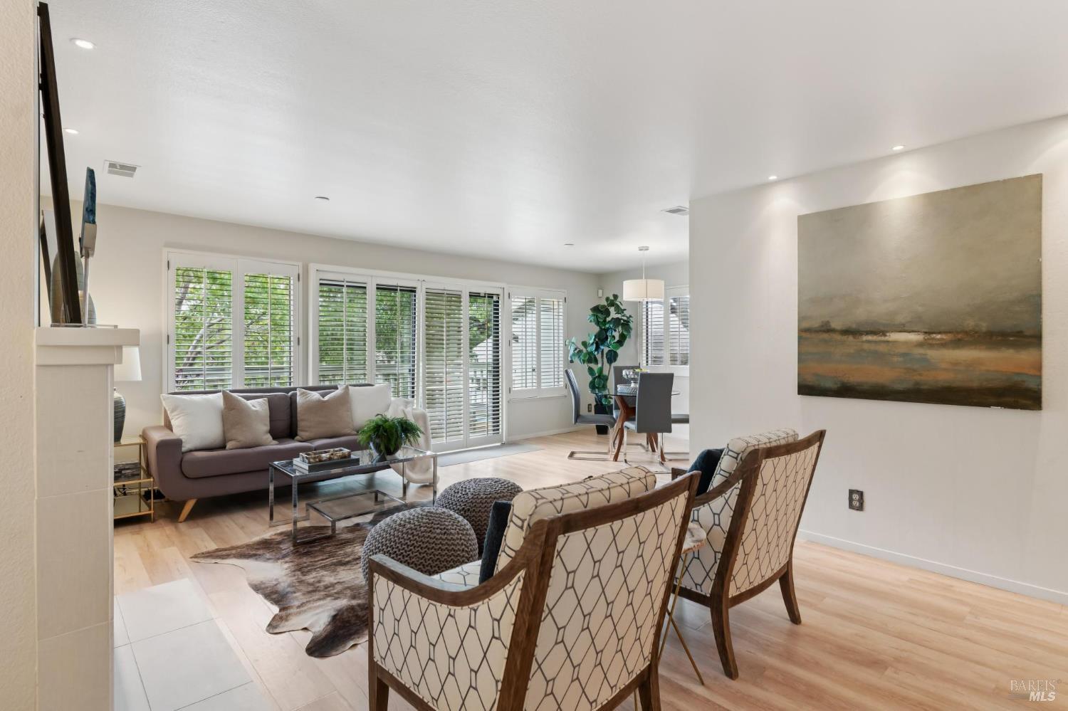 10 Tanoak Court