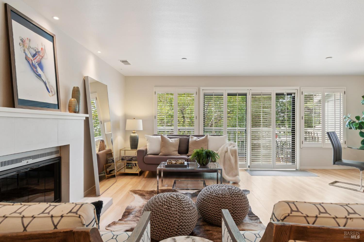 10 Tanoak Court
