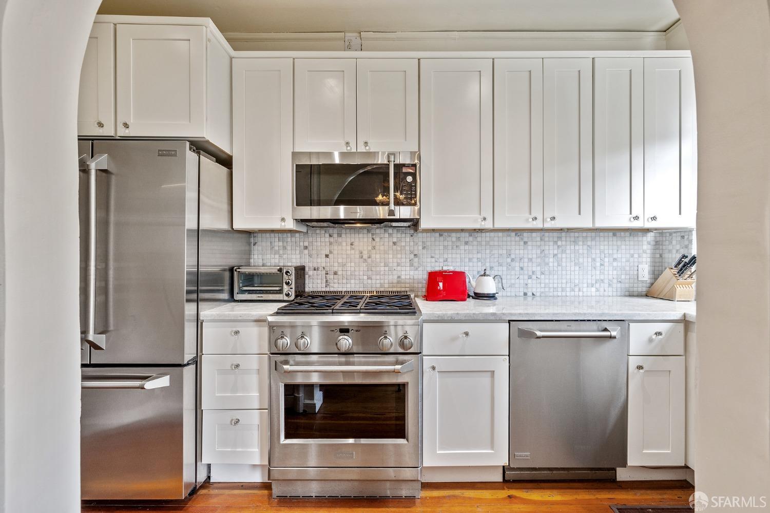 2701 Van Ness Avenue # 207