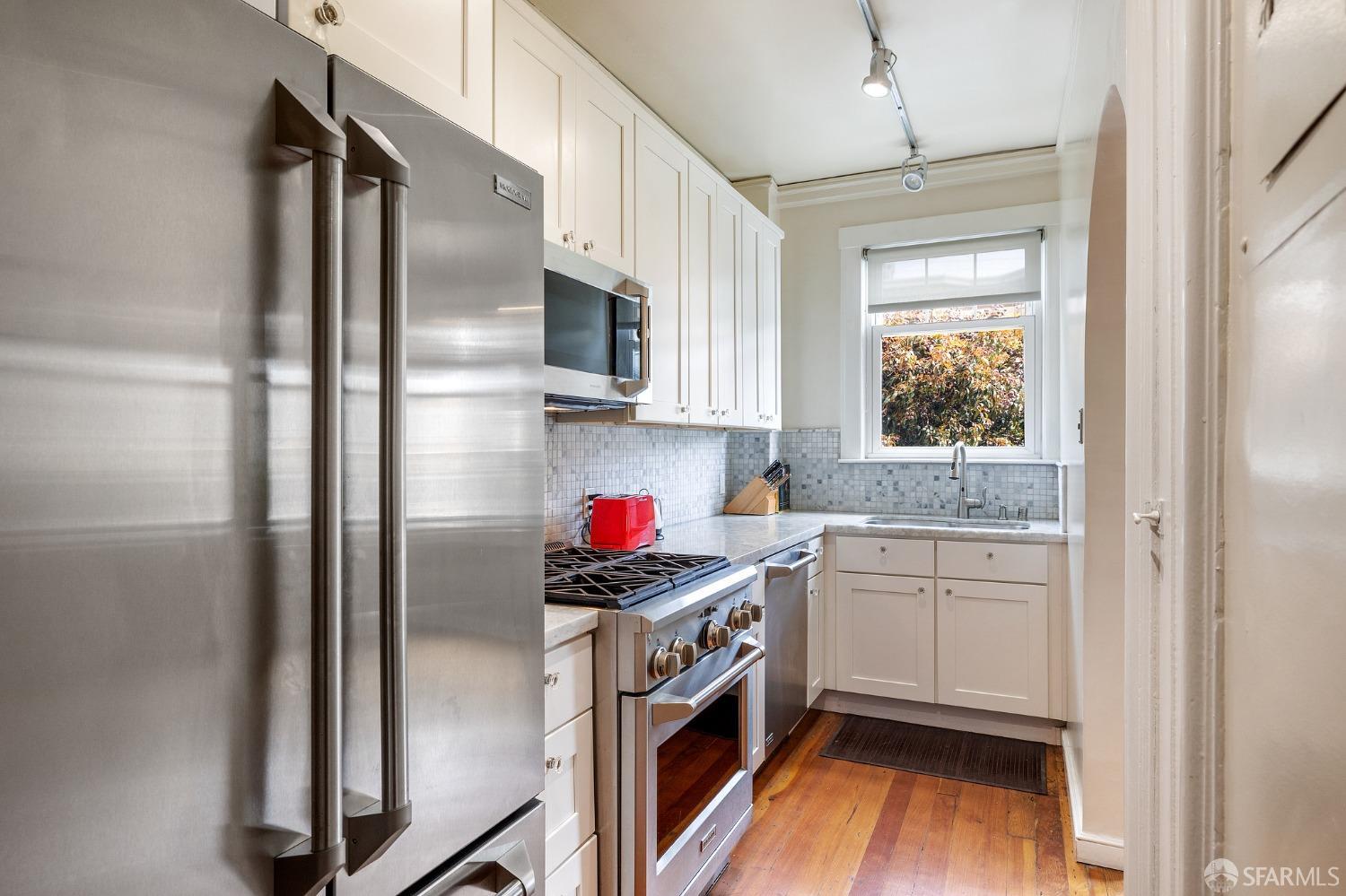 2701 Van Ness Avenue # 207