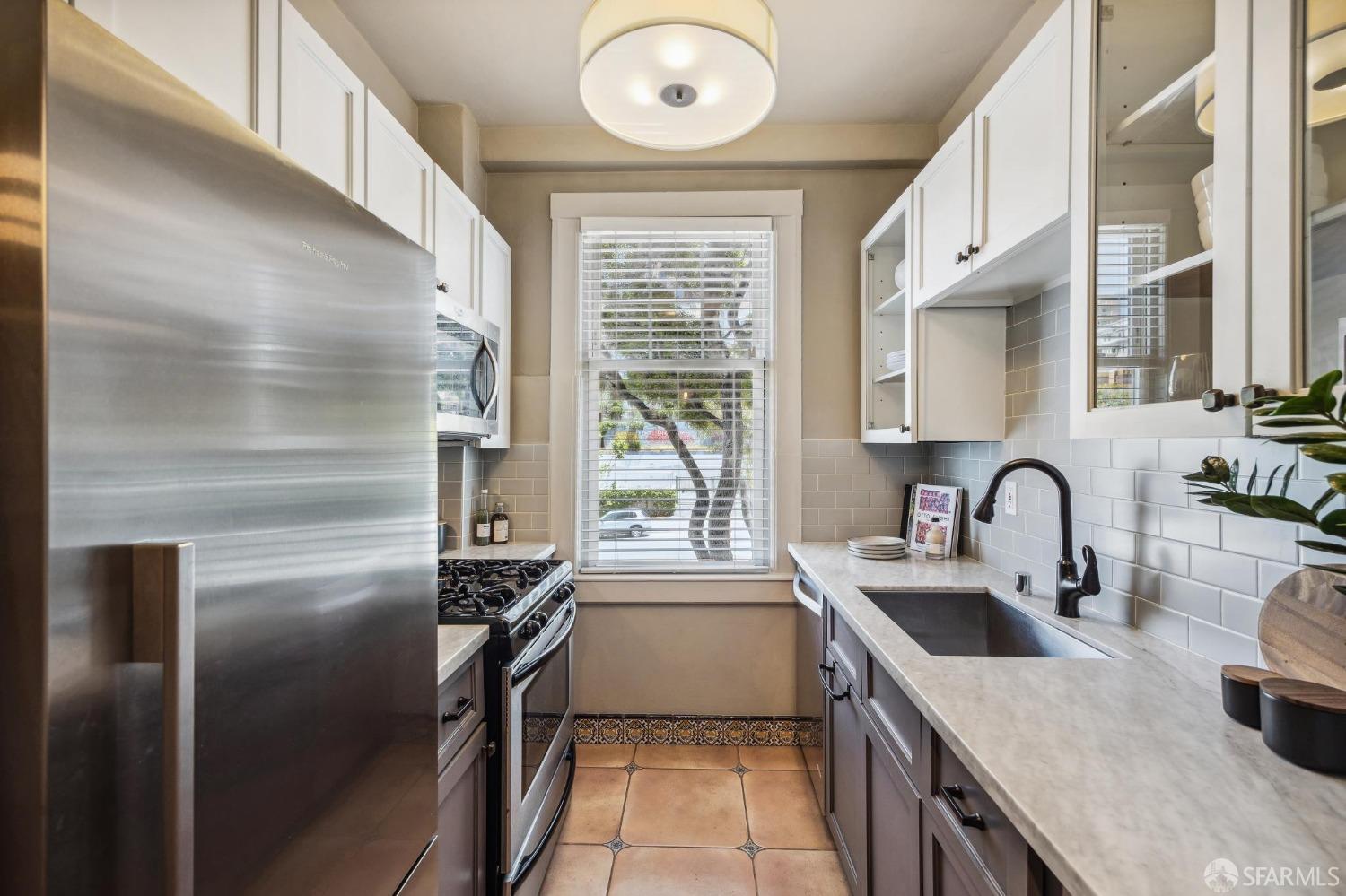 2701 Van Ness Avenue # 202