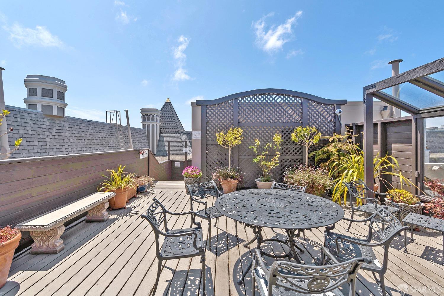 2701 Van Ness Avenue # 202