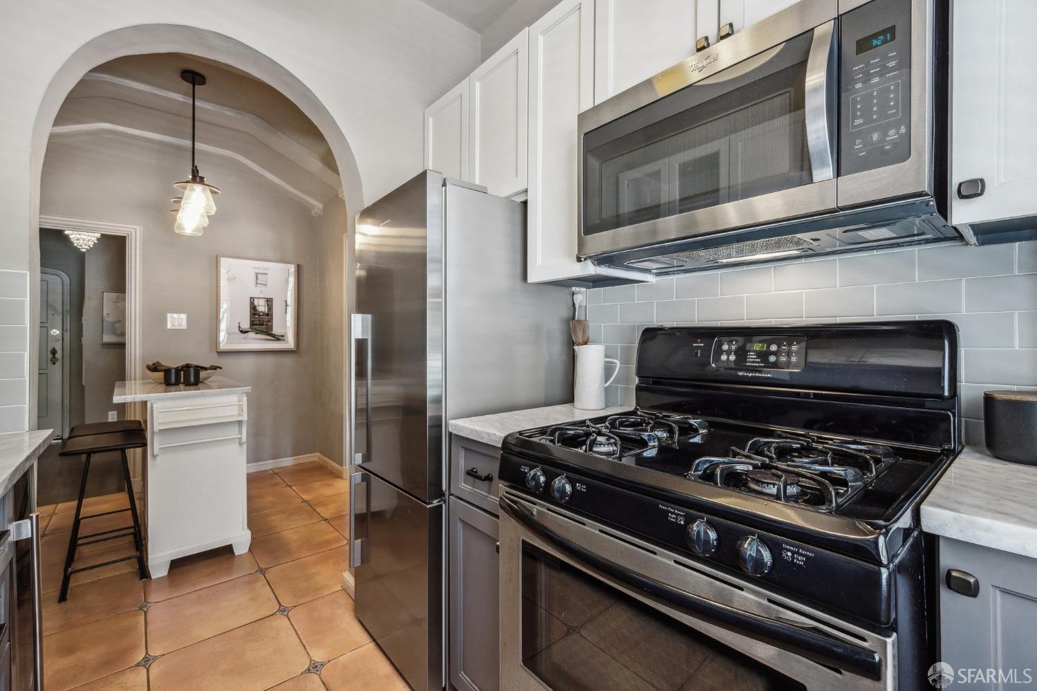 2701 Van Ness Avenue # 202