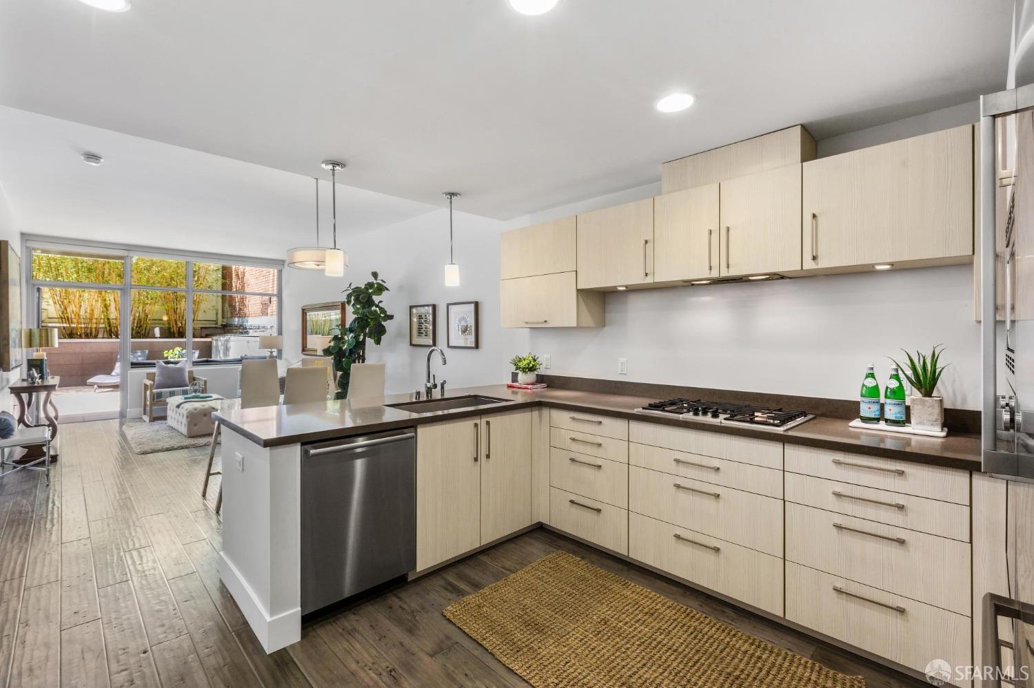 72 Townsend Street # 312