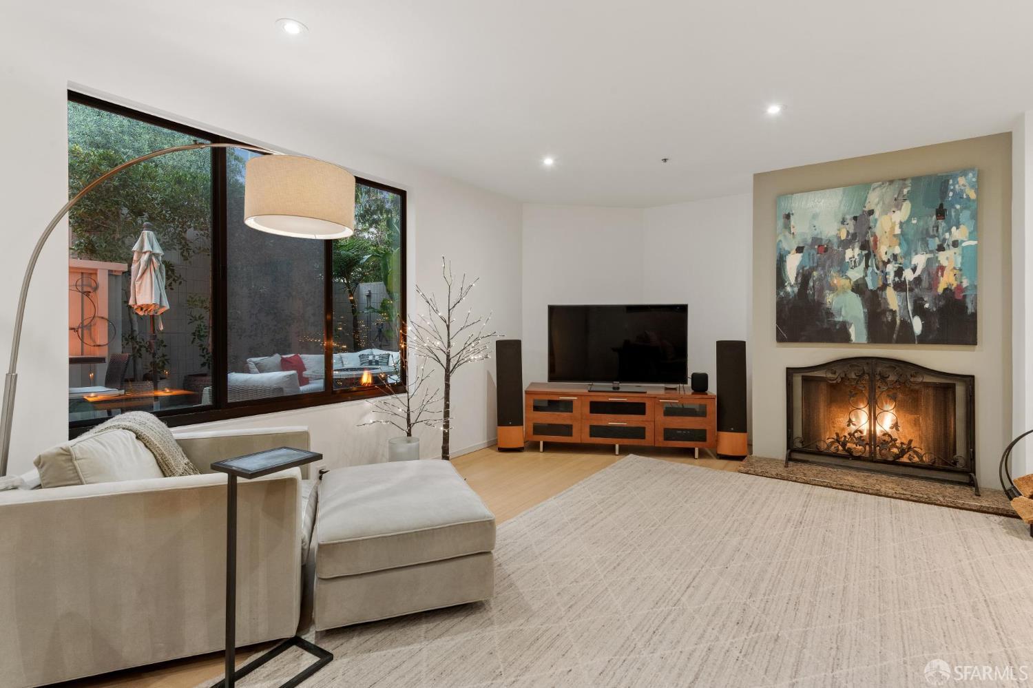 156 Lombard Street # 37