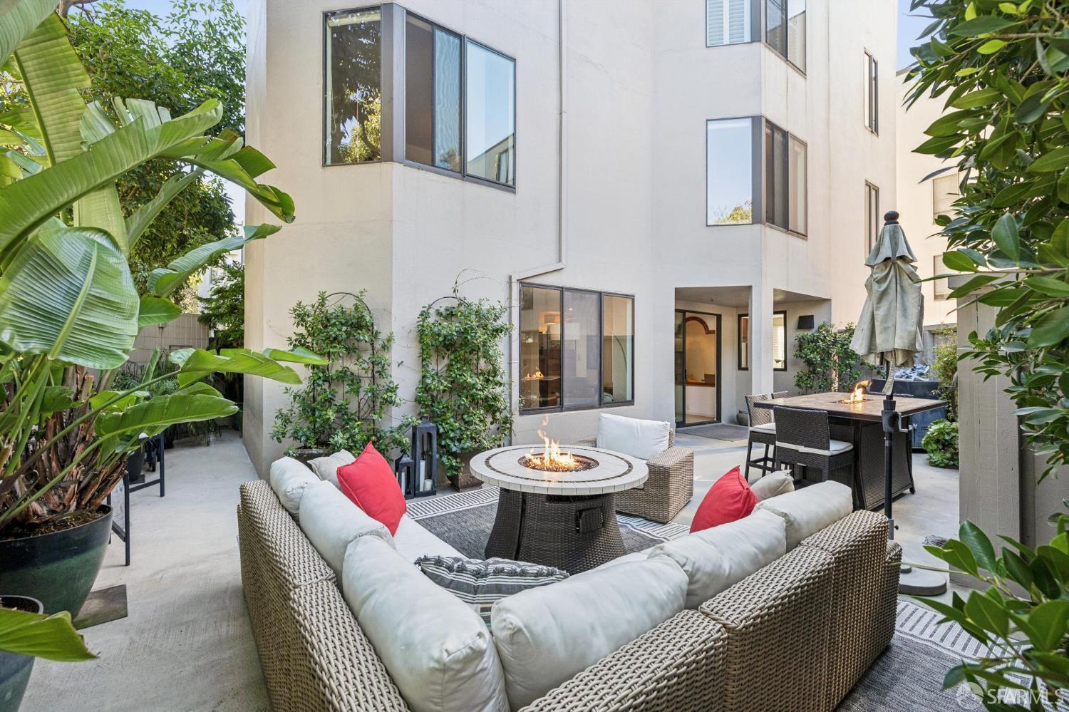 156 Lombard Street # 37