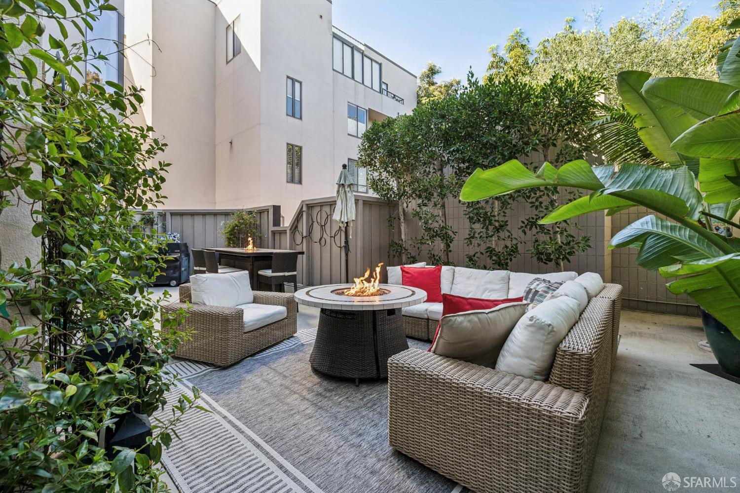 156 Lombard Street # 37