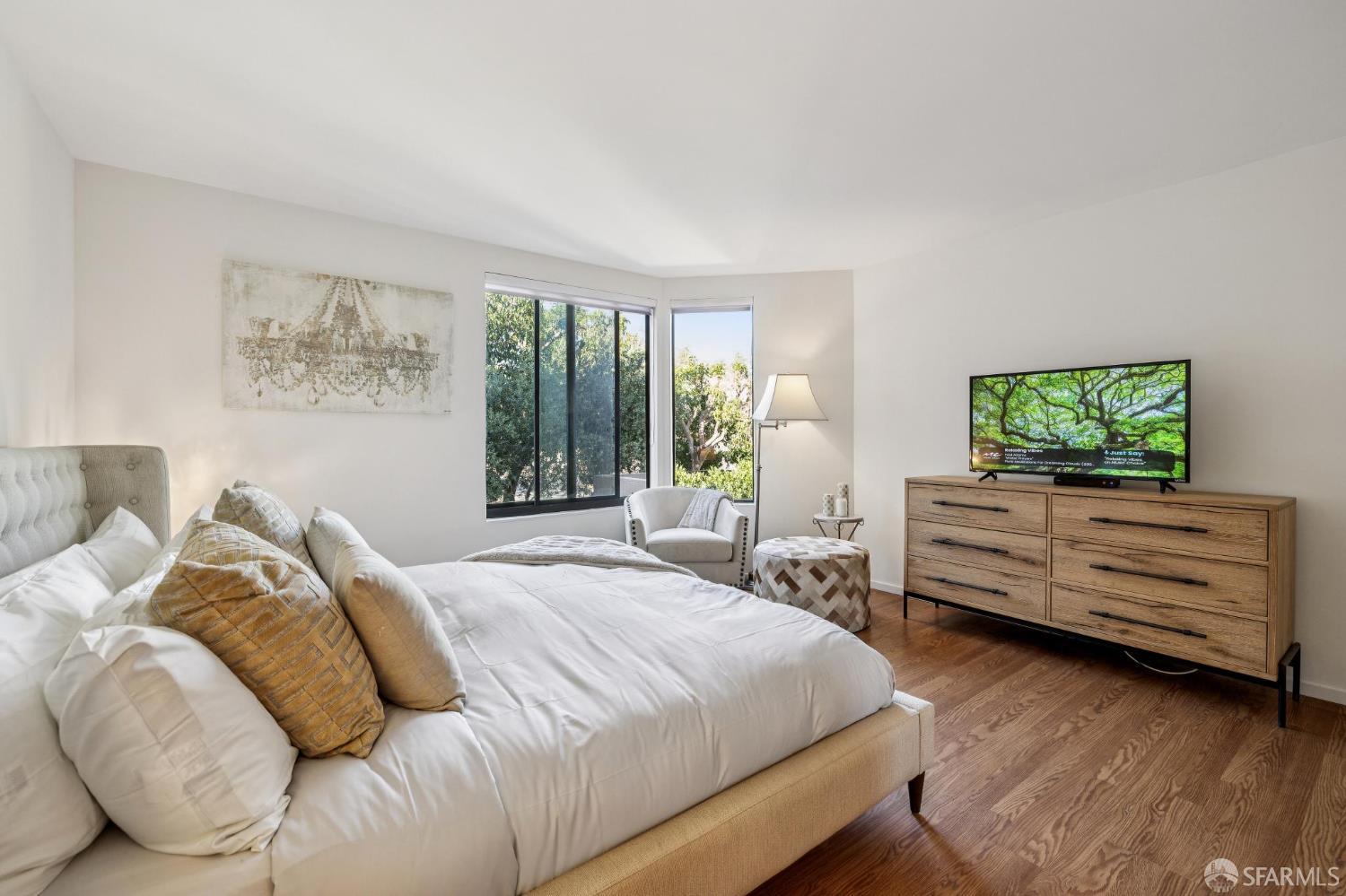 156 Lombard Street # 37