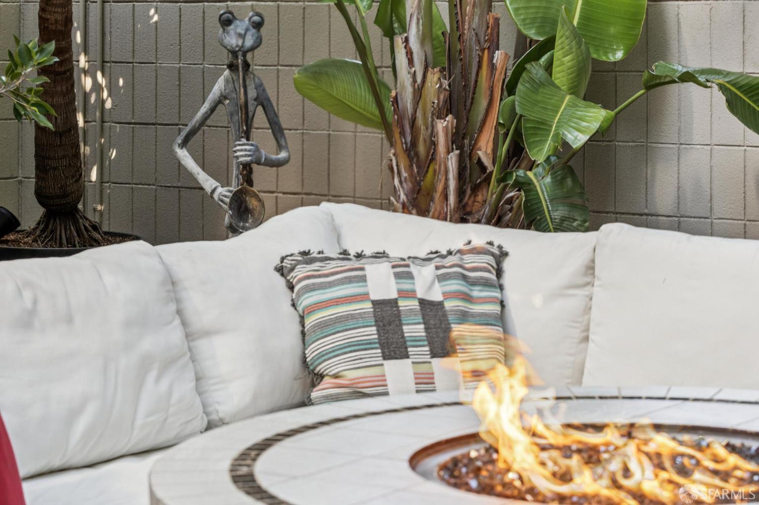 156 Lombard Street # 37