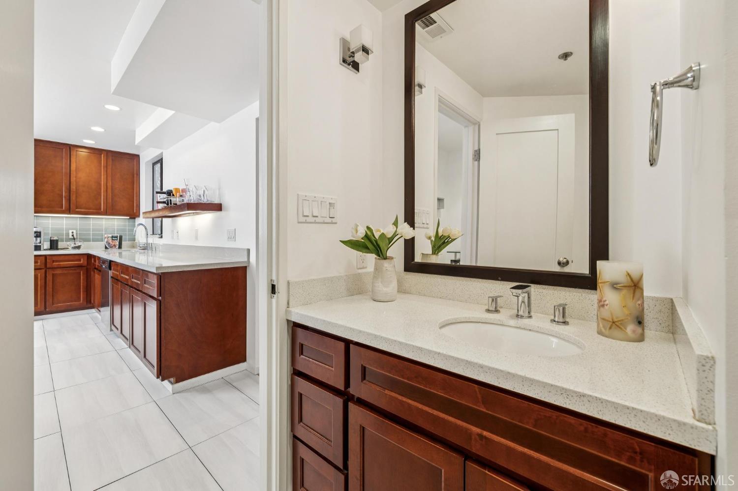 156 Lombard Street # 37