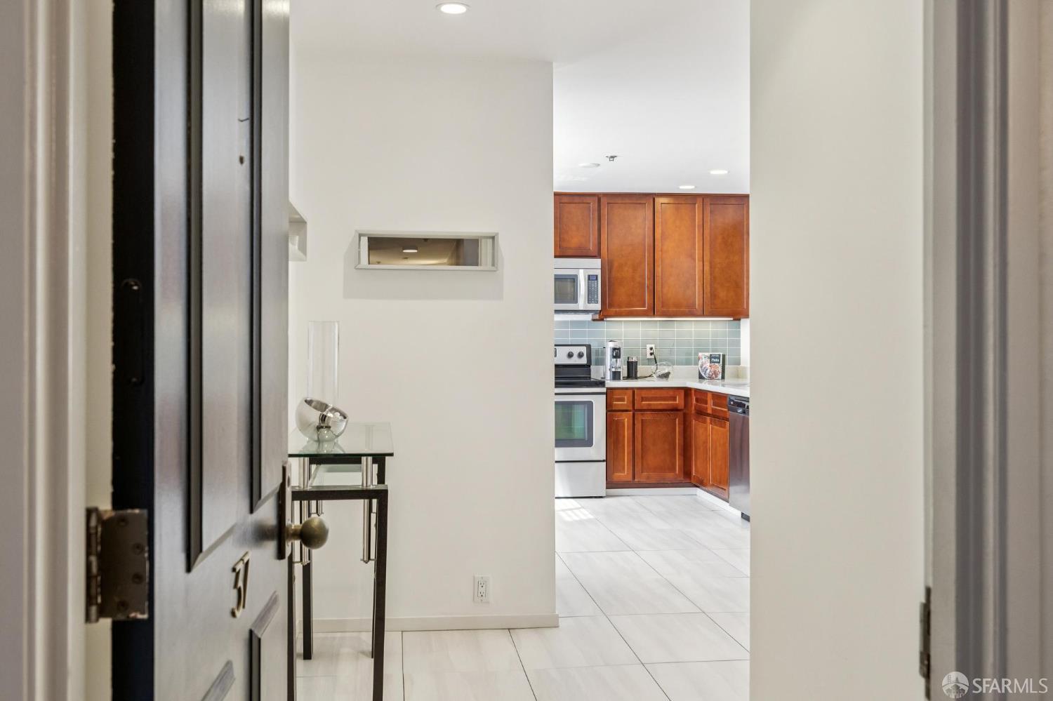 156 Lombard Street # 37