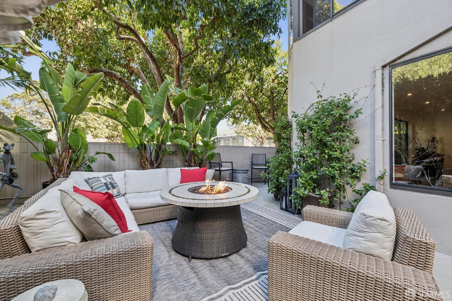 156 Lombard Street # 37