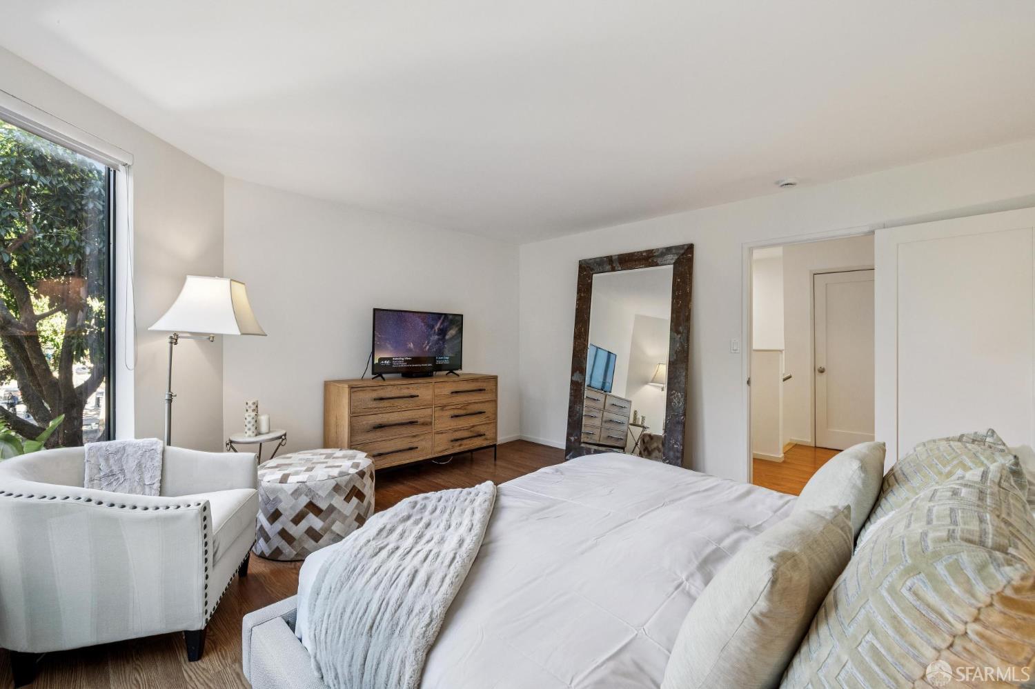 156 Lombard Street # 37