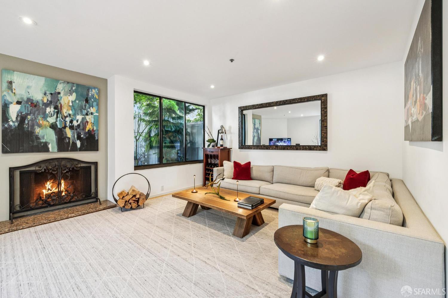 156 Lombard Street # 37