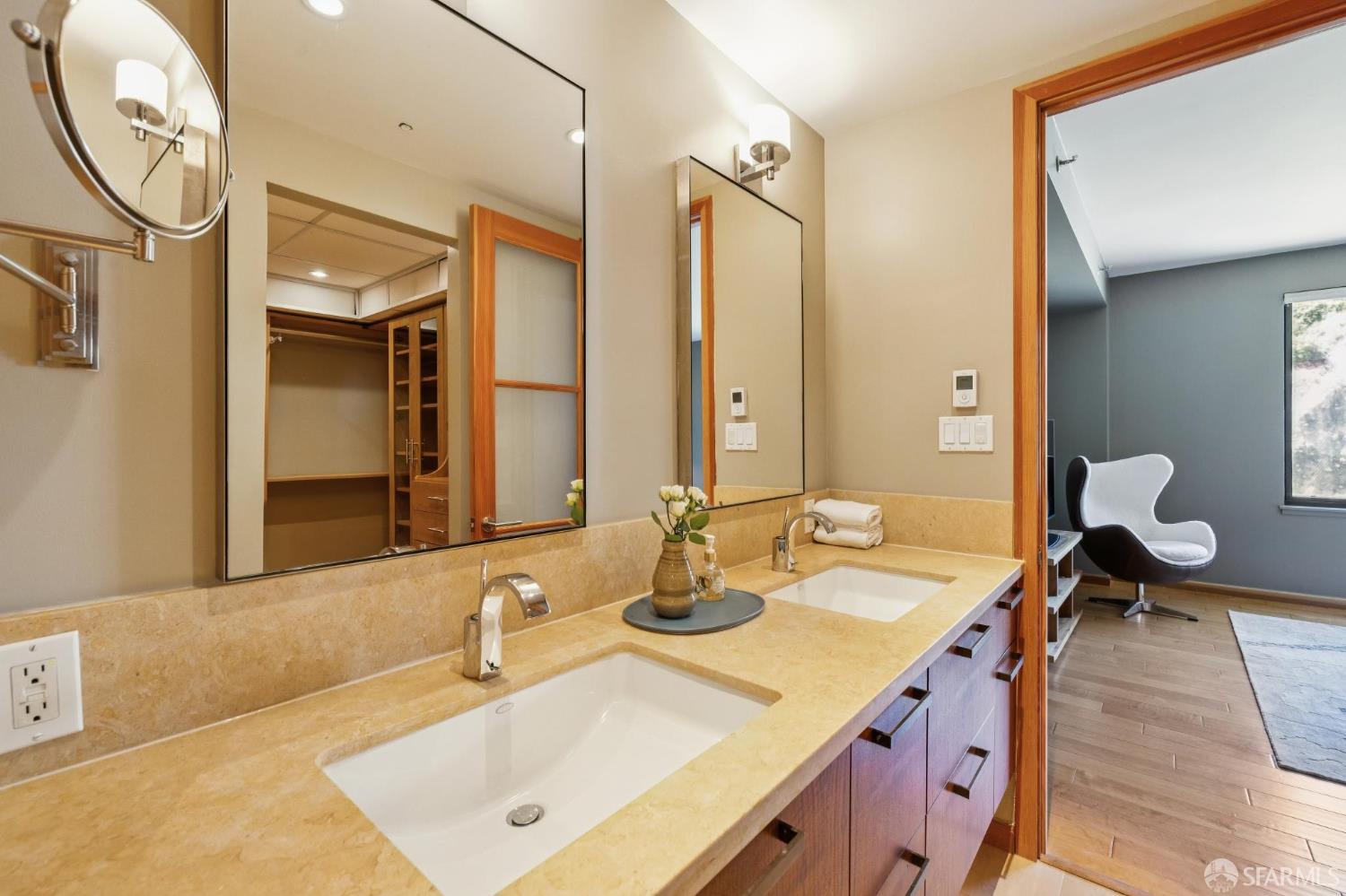 101 Lombard Street # 901W