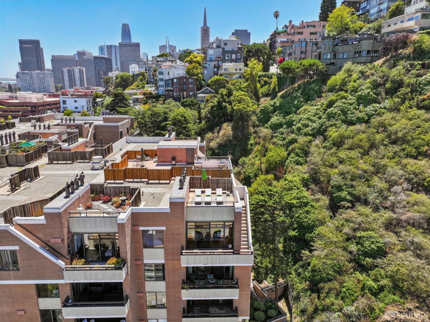 101 Lombard Street # 901W
