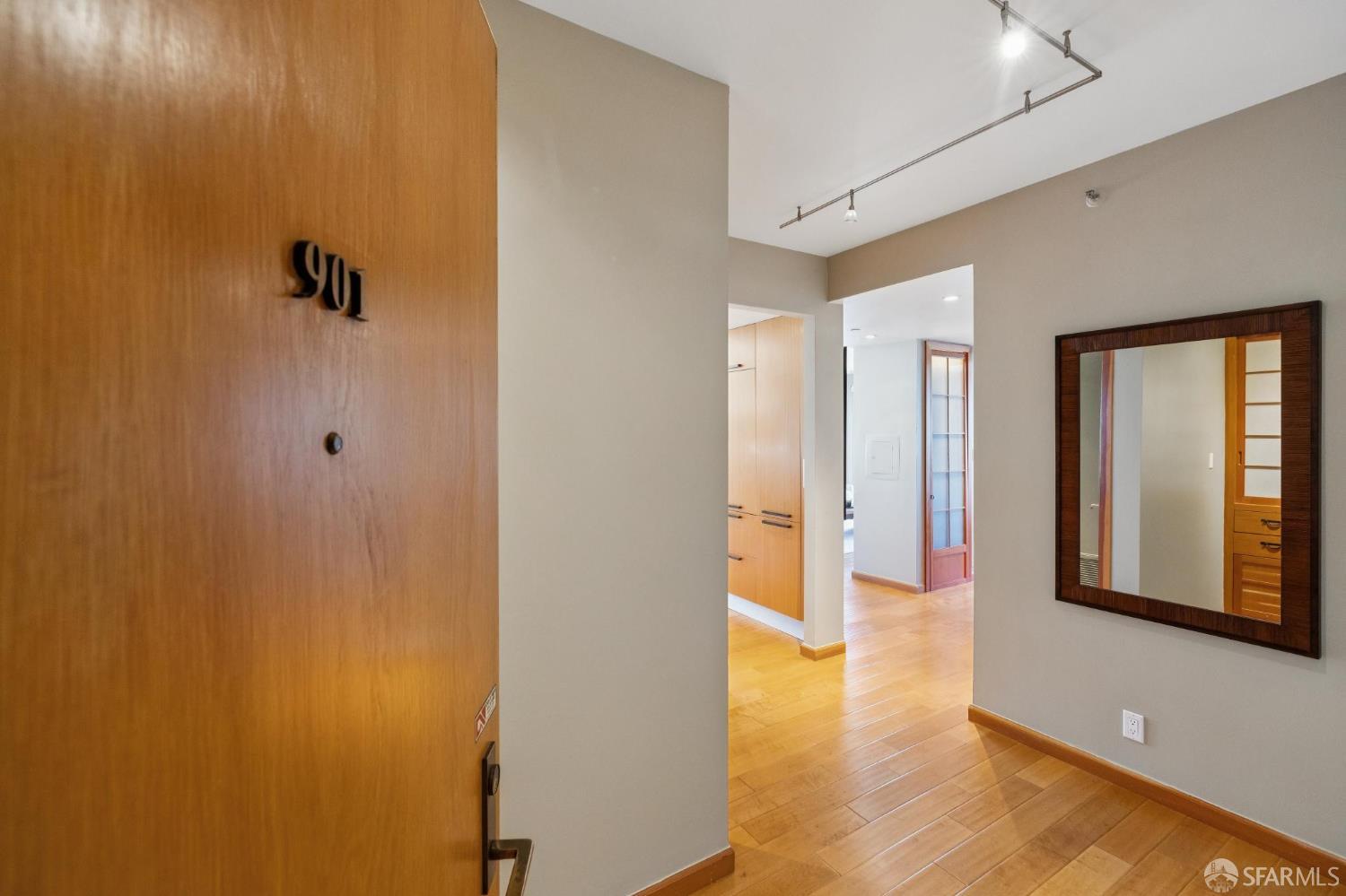 101 Lombard Street # 901W