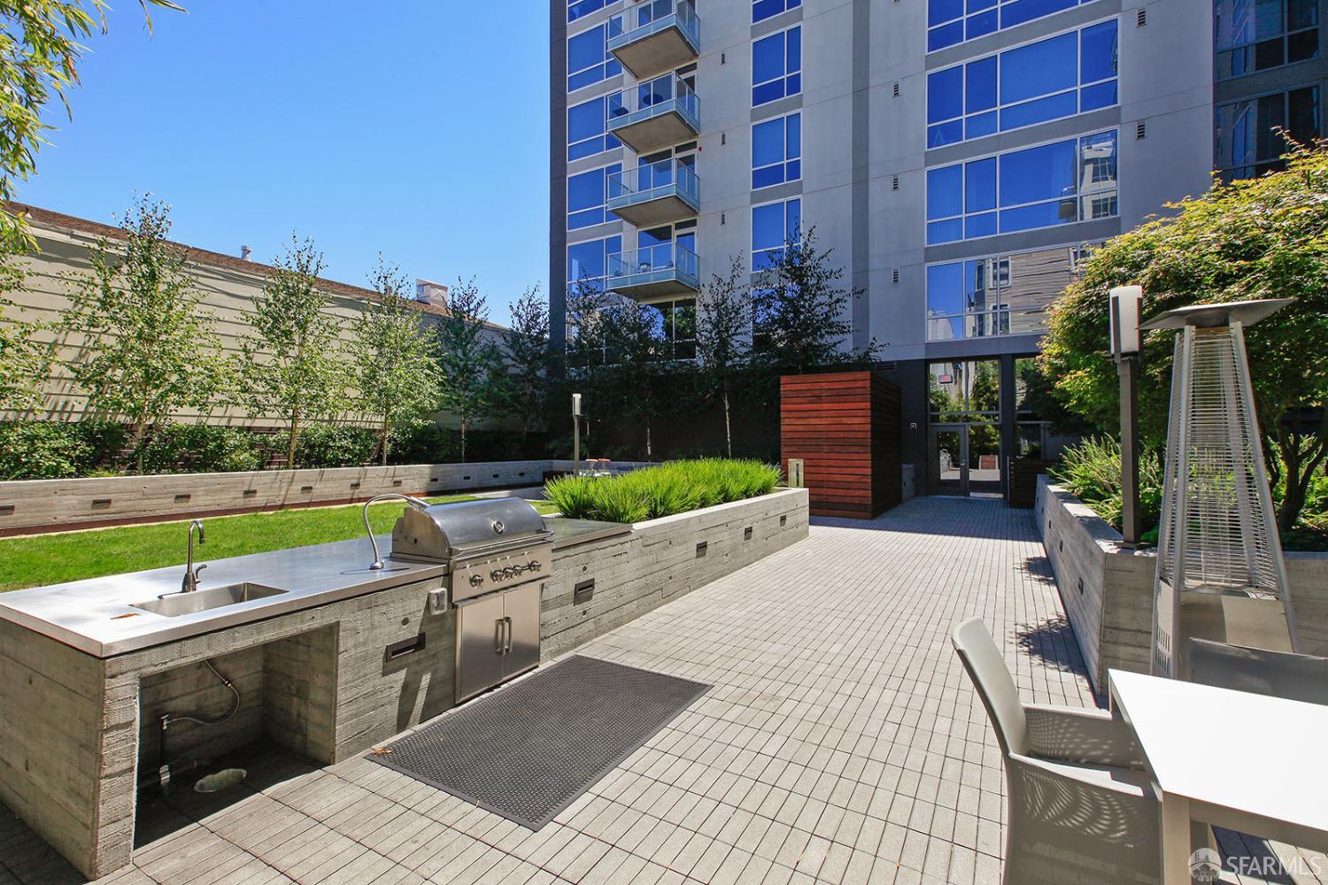1788 Clay Street # 205
