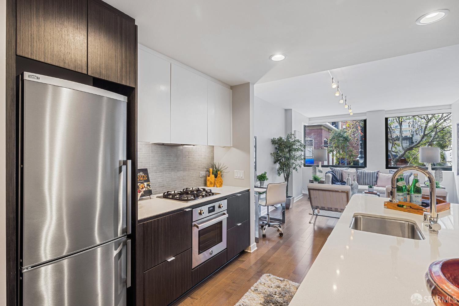 1788 Clay Street # 205