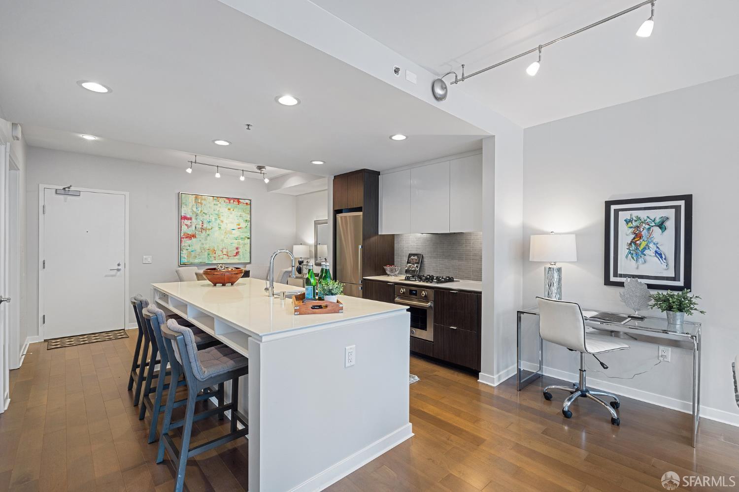 1788 Clay Street # 205