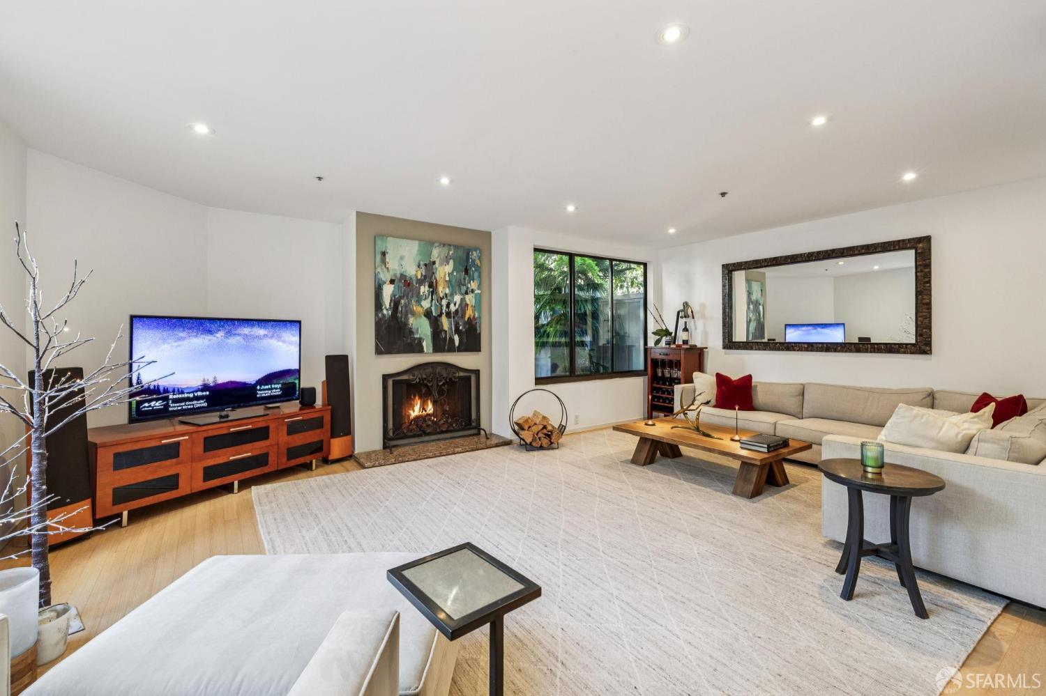 156 Lombard Street # 37