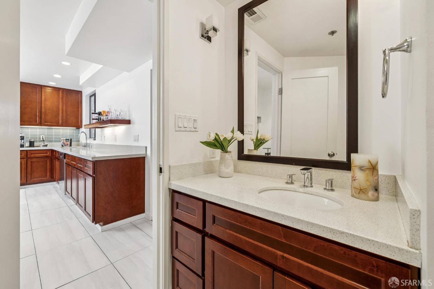 156 Lombard Street # 37