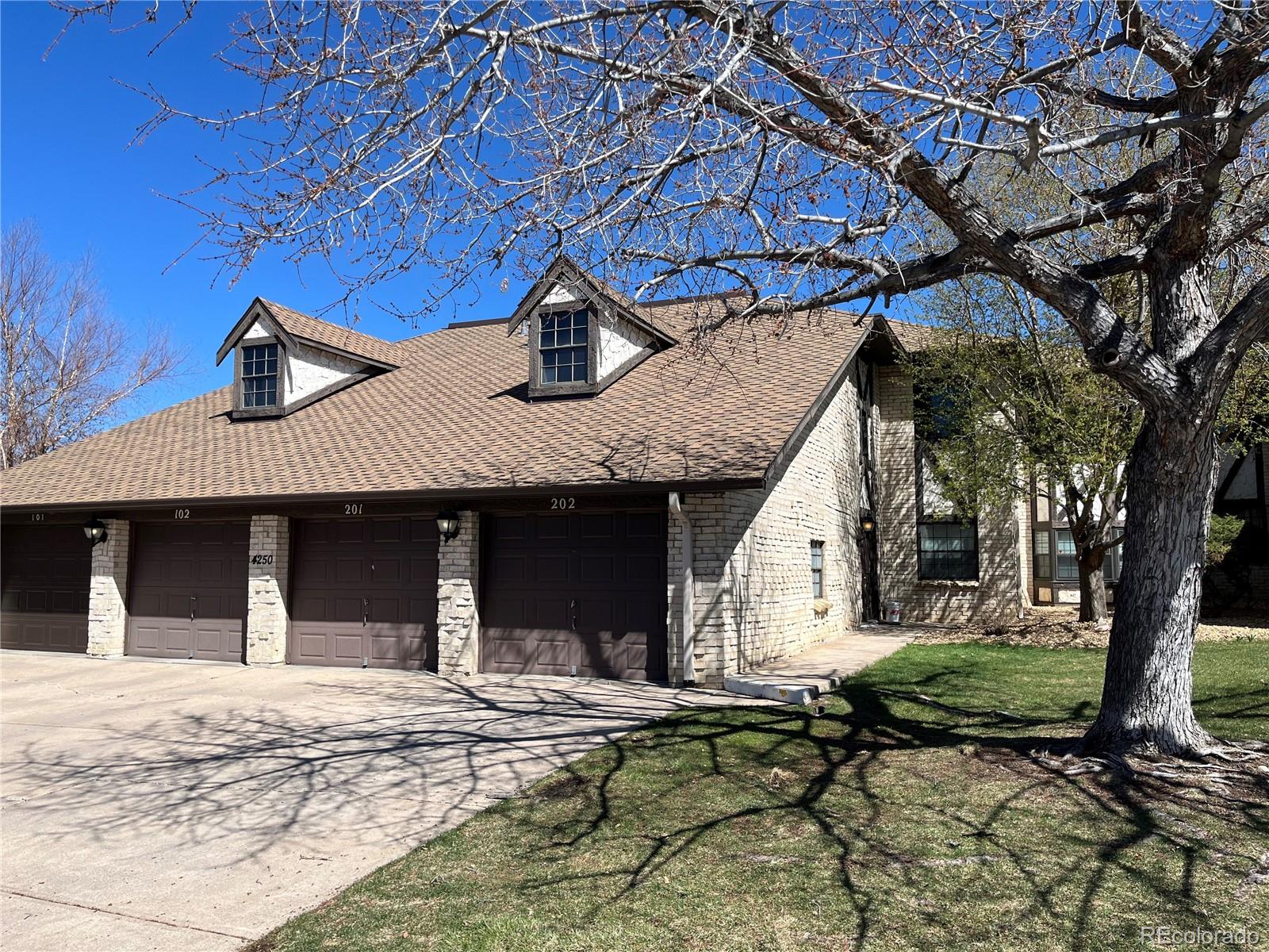 4250 S Olive Street Unit: 202