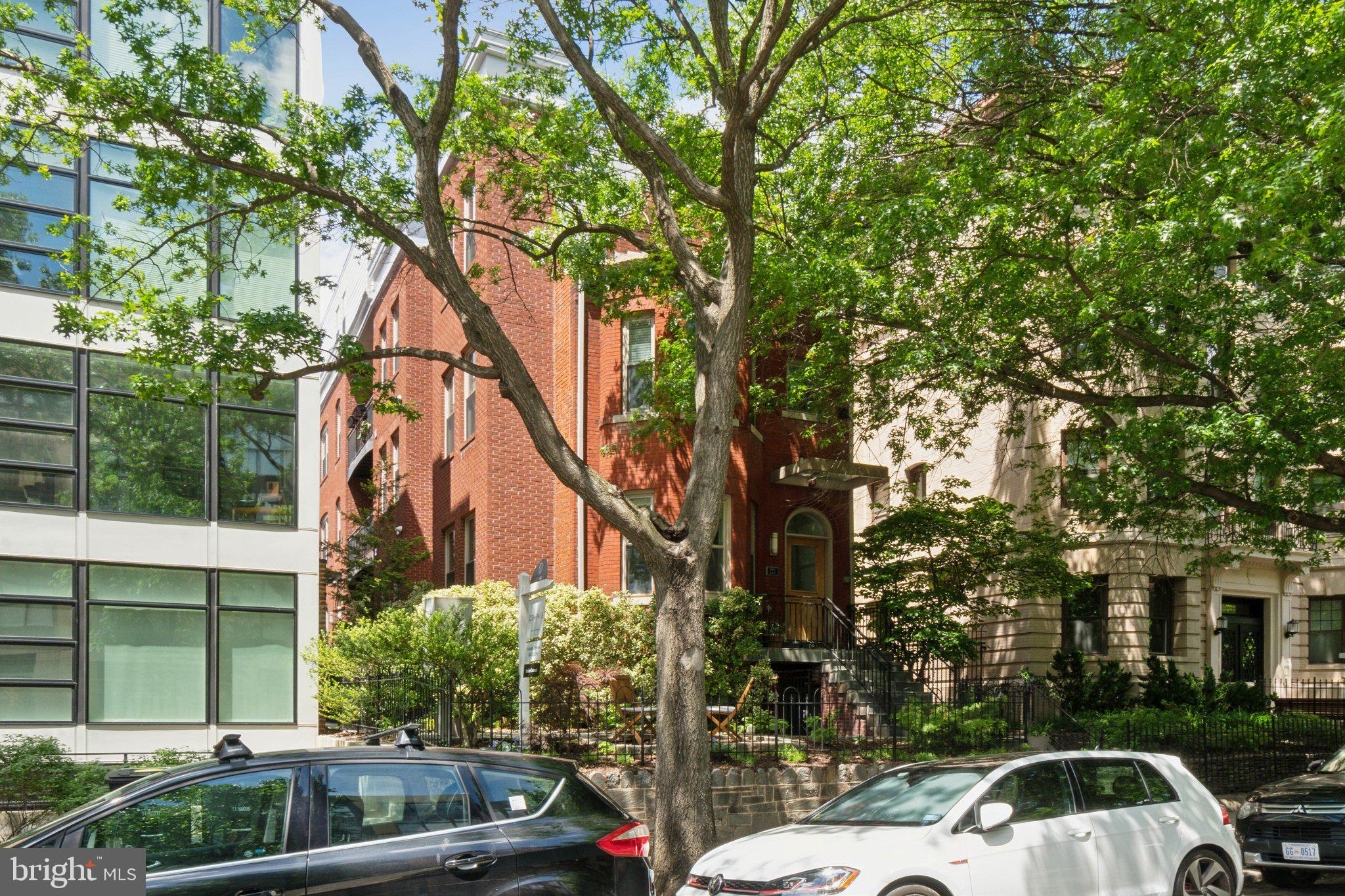 1793 Lanier Pl NW #4