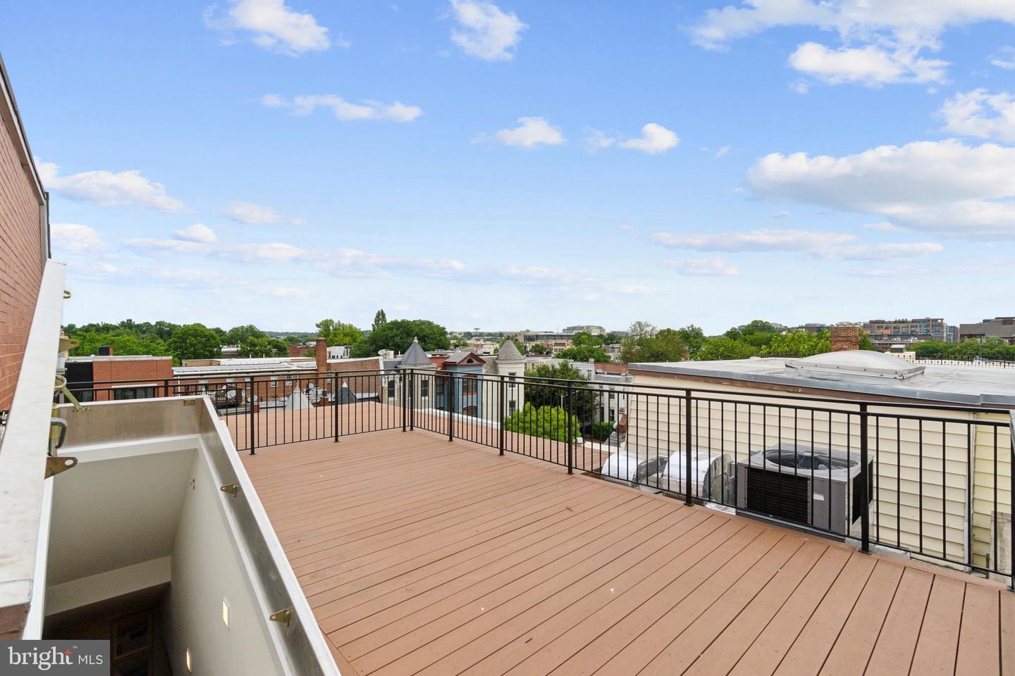 408 M St NW #4