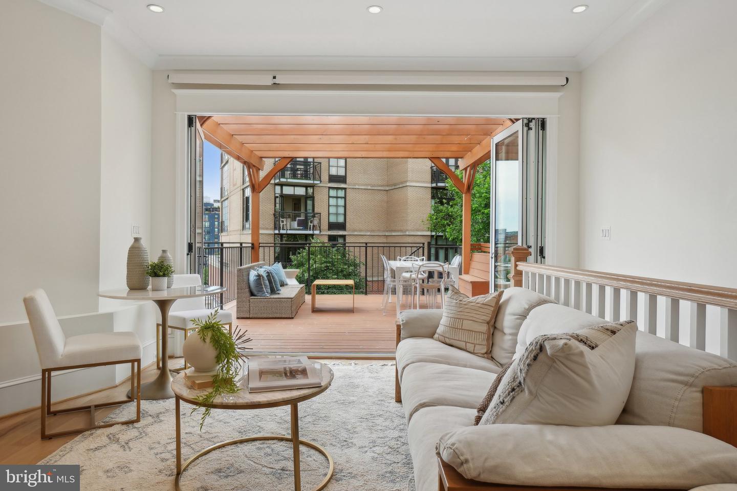 408 M St NW #4