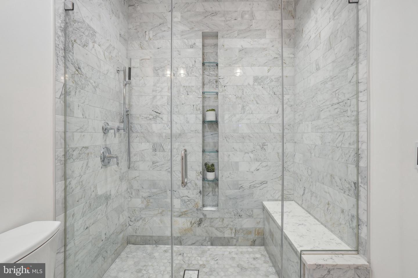 408 M St NW #4