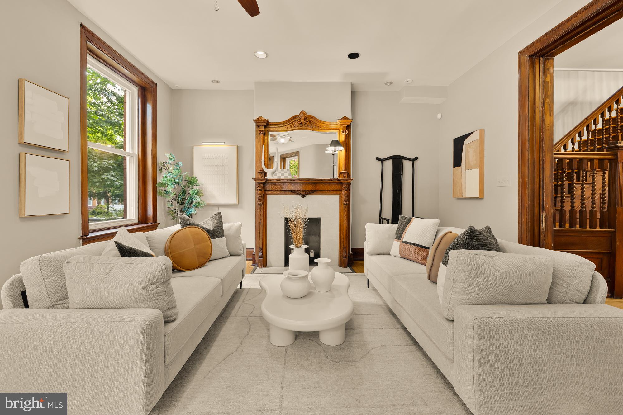 100 W St NW