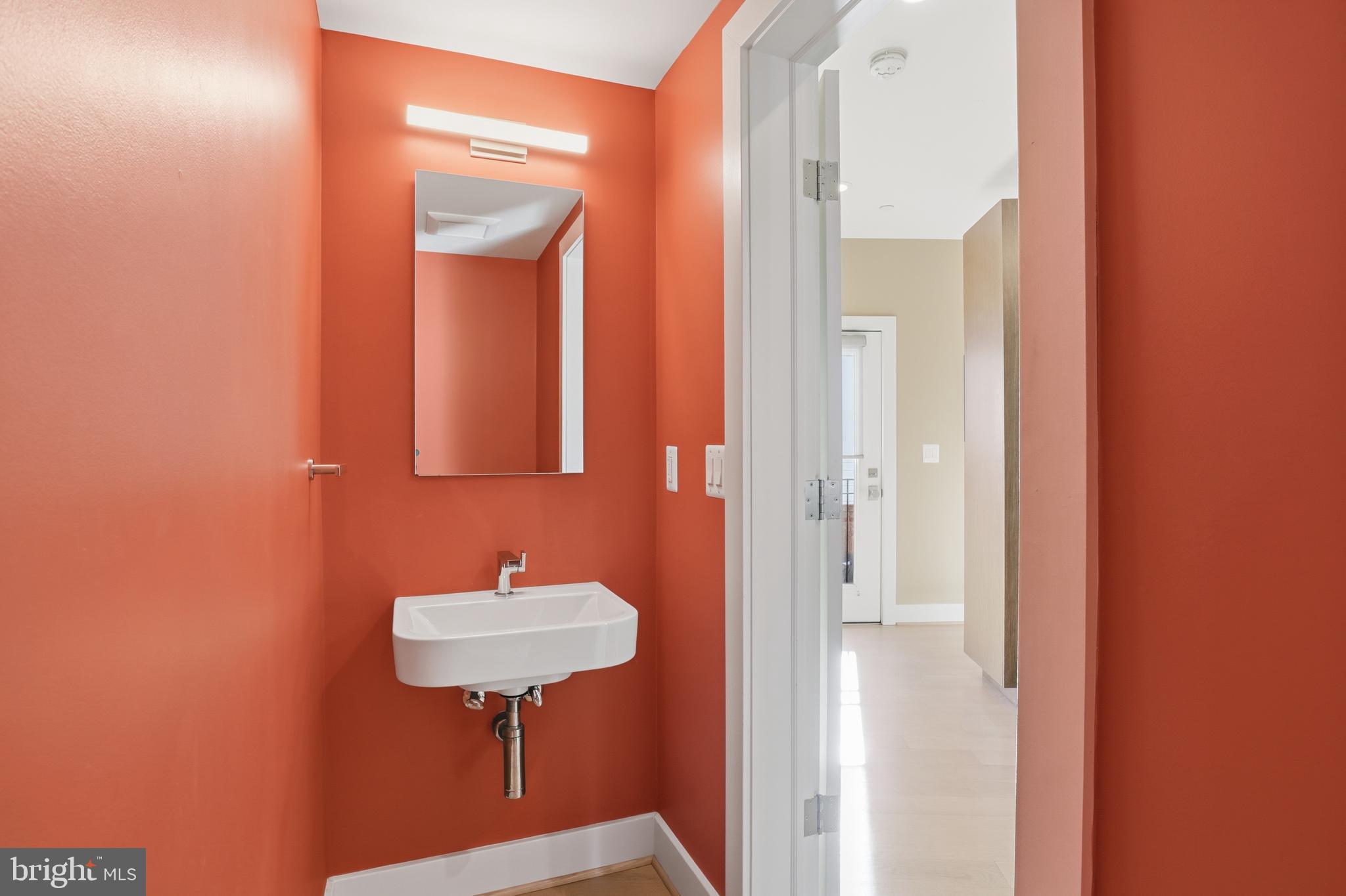 1301 POTOMAC AVENUE SE 2