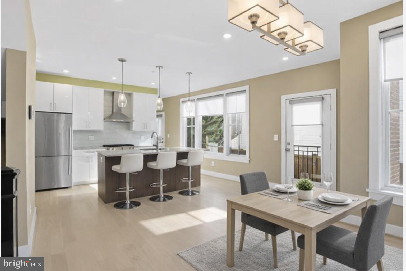 1301 POTOMAC AVENUE SE 2