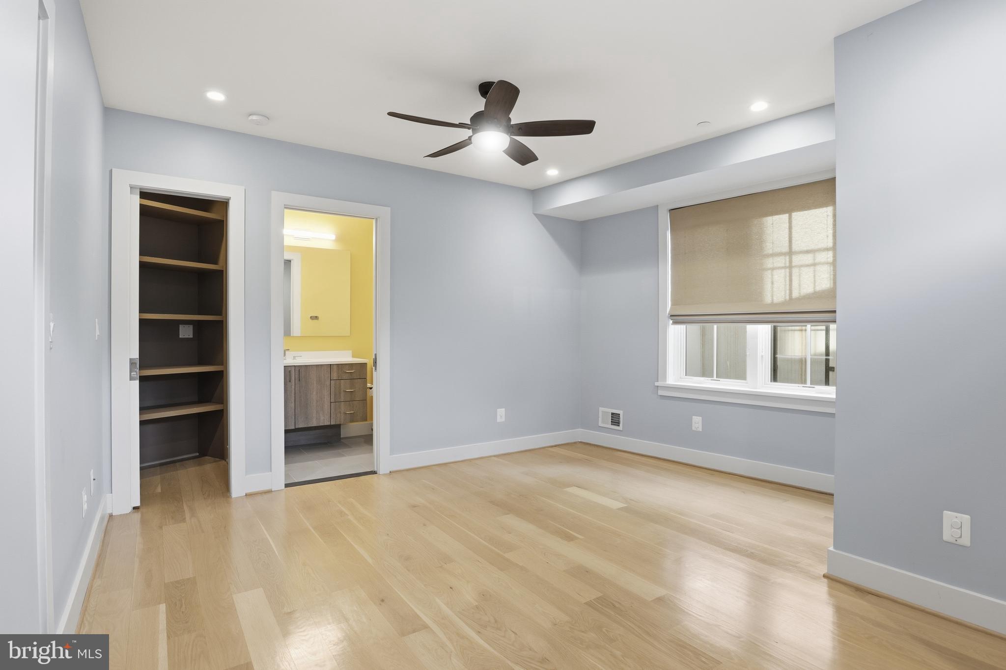 1301 POTOMAC AVENUE SE 2