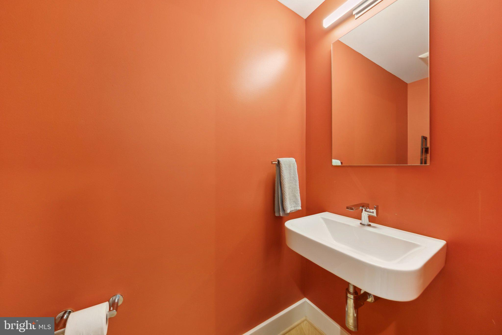 1301 POTOMAC AVENUE SE 2