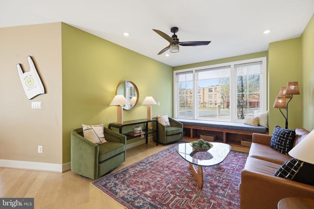 1301 POTOMAC AVENUE SE 2