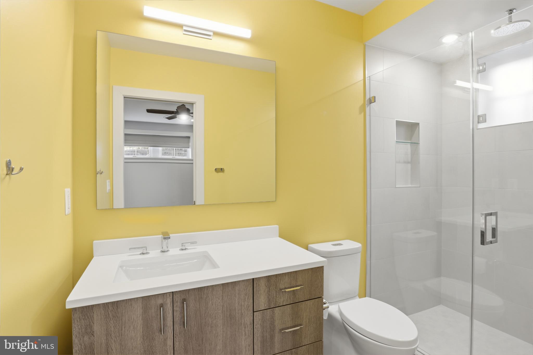 1301 POTOMAC AVENUE SE 2