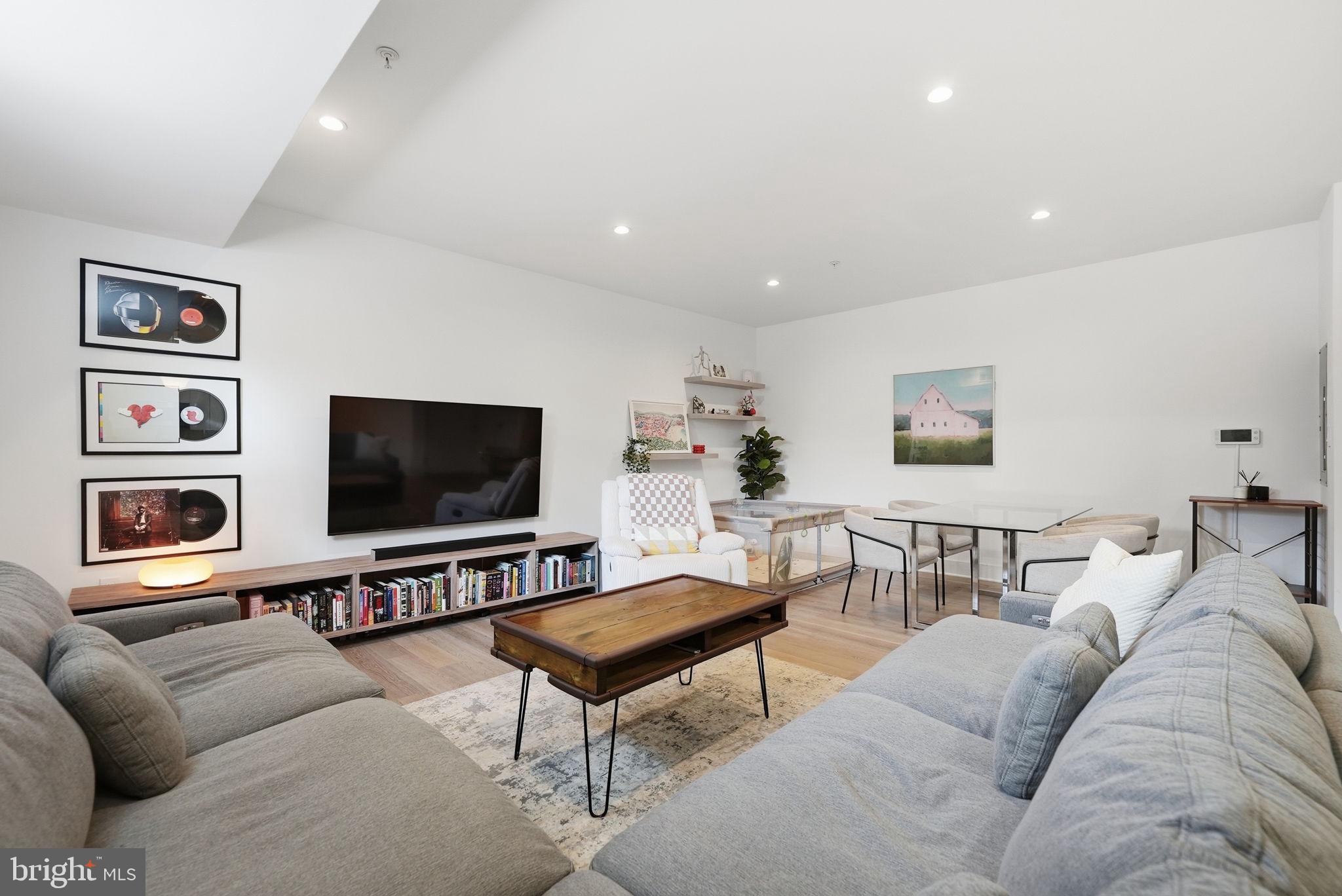 826 UPSHUR STREET NW 2