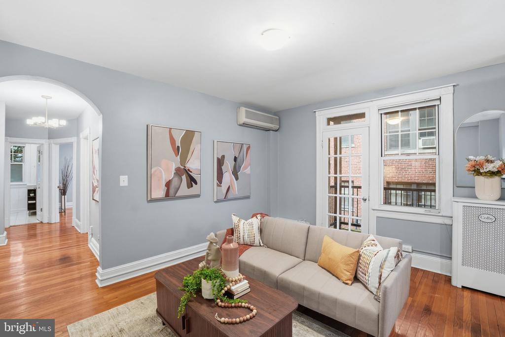 5112 CONNECTICUT AVENUE NW 204