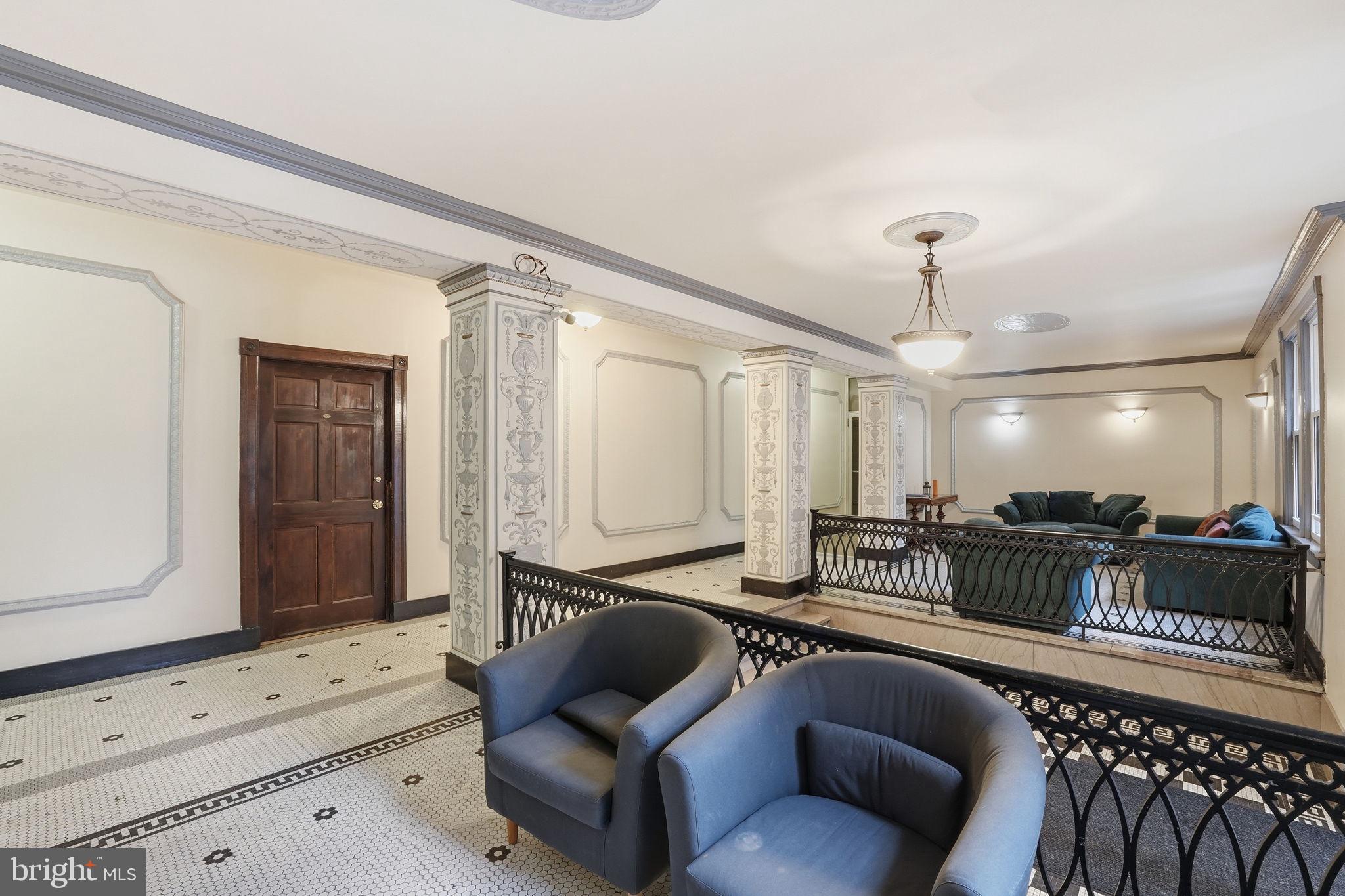 5112 CONNECTICUT AVENUE NW 204
