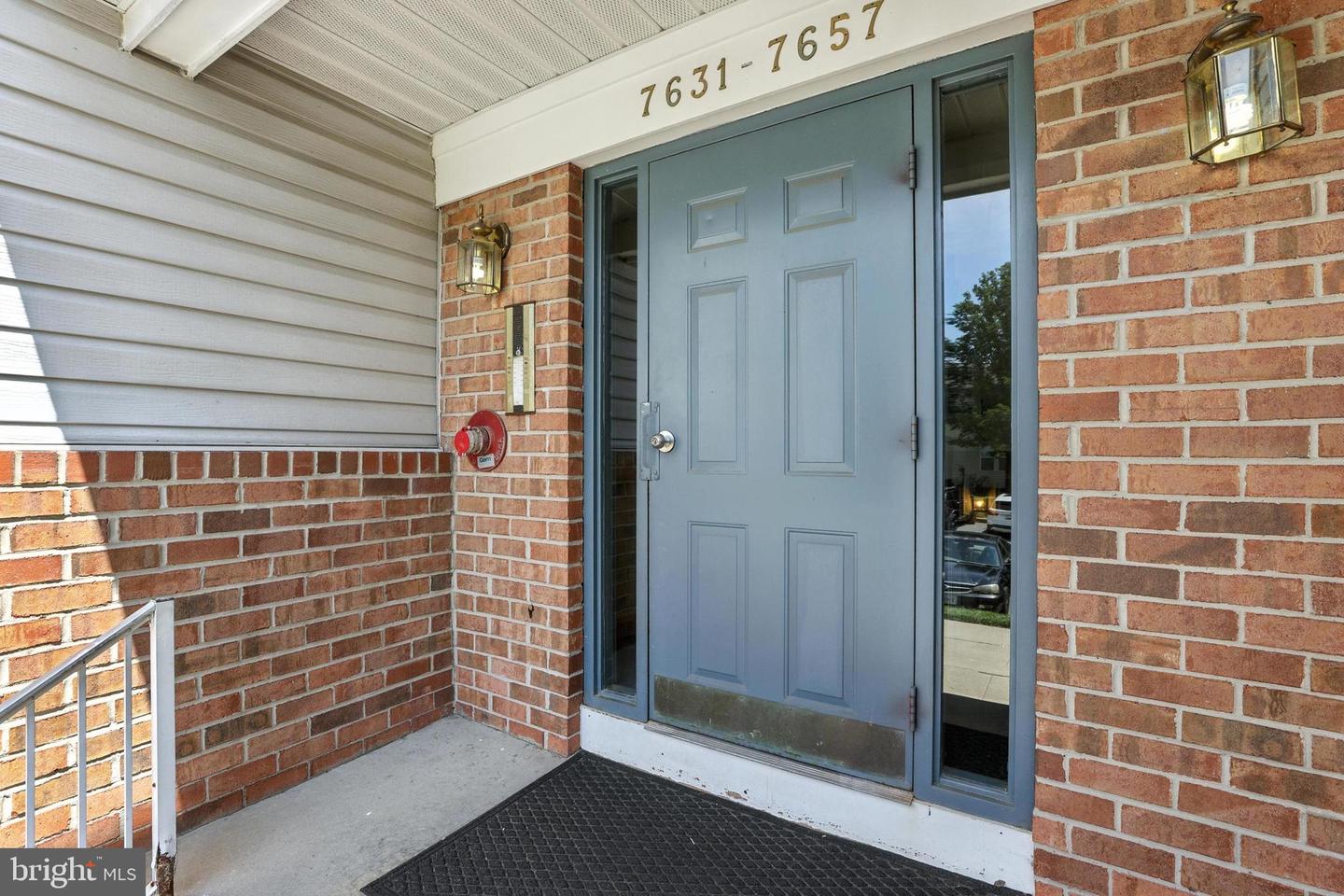 7655 Gladstone Rd #5