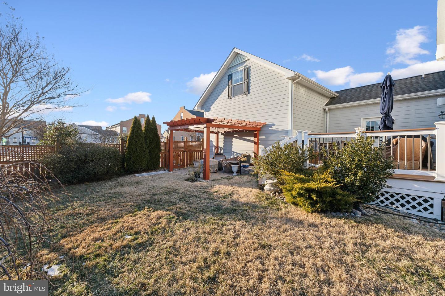 209 Evelyne Street