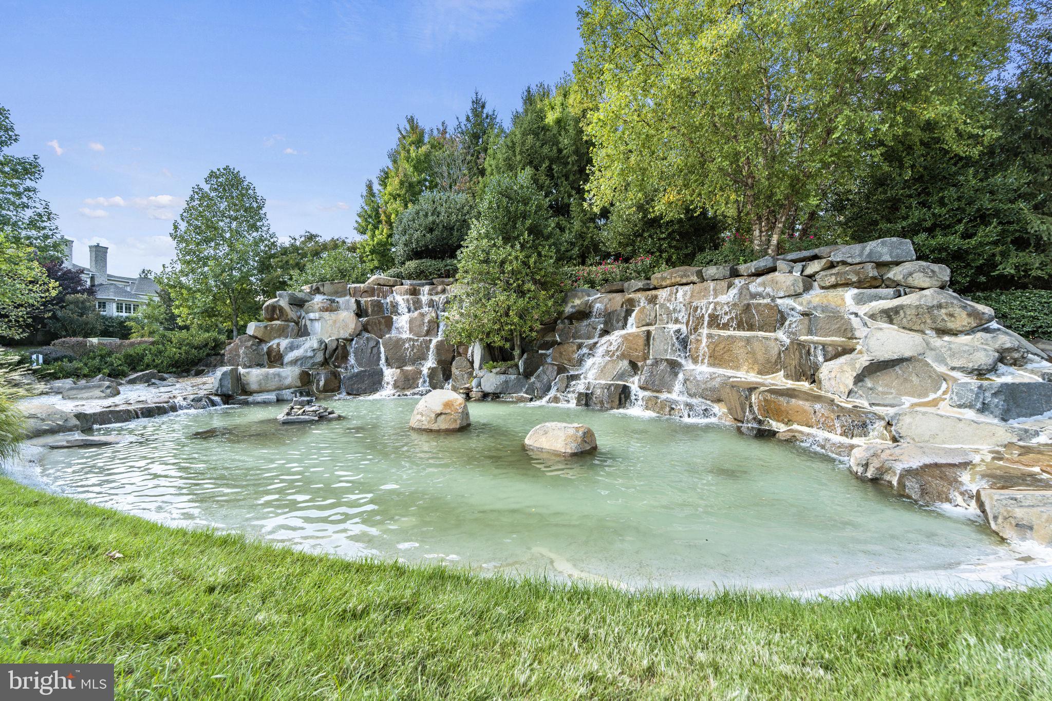 42500 Legacy Park Dr