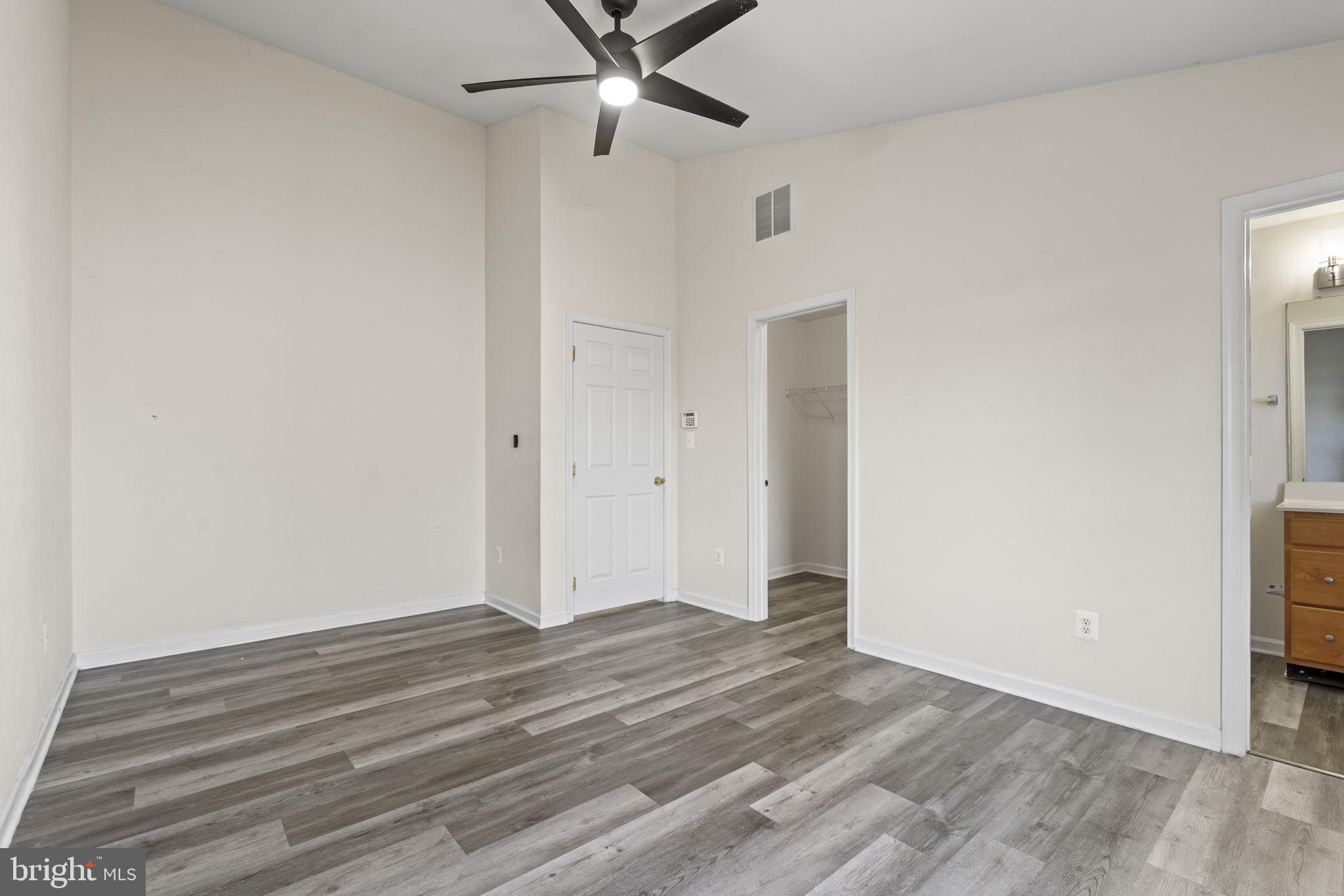 25390 Shipley Ter