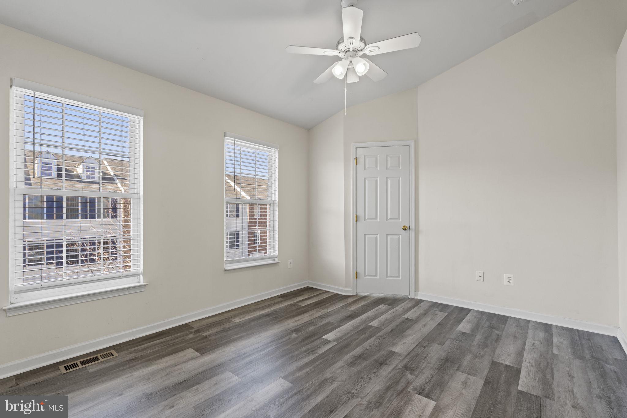 25390 Shipley Ter
