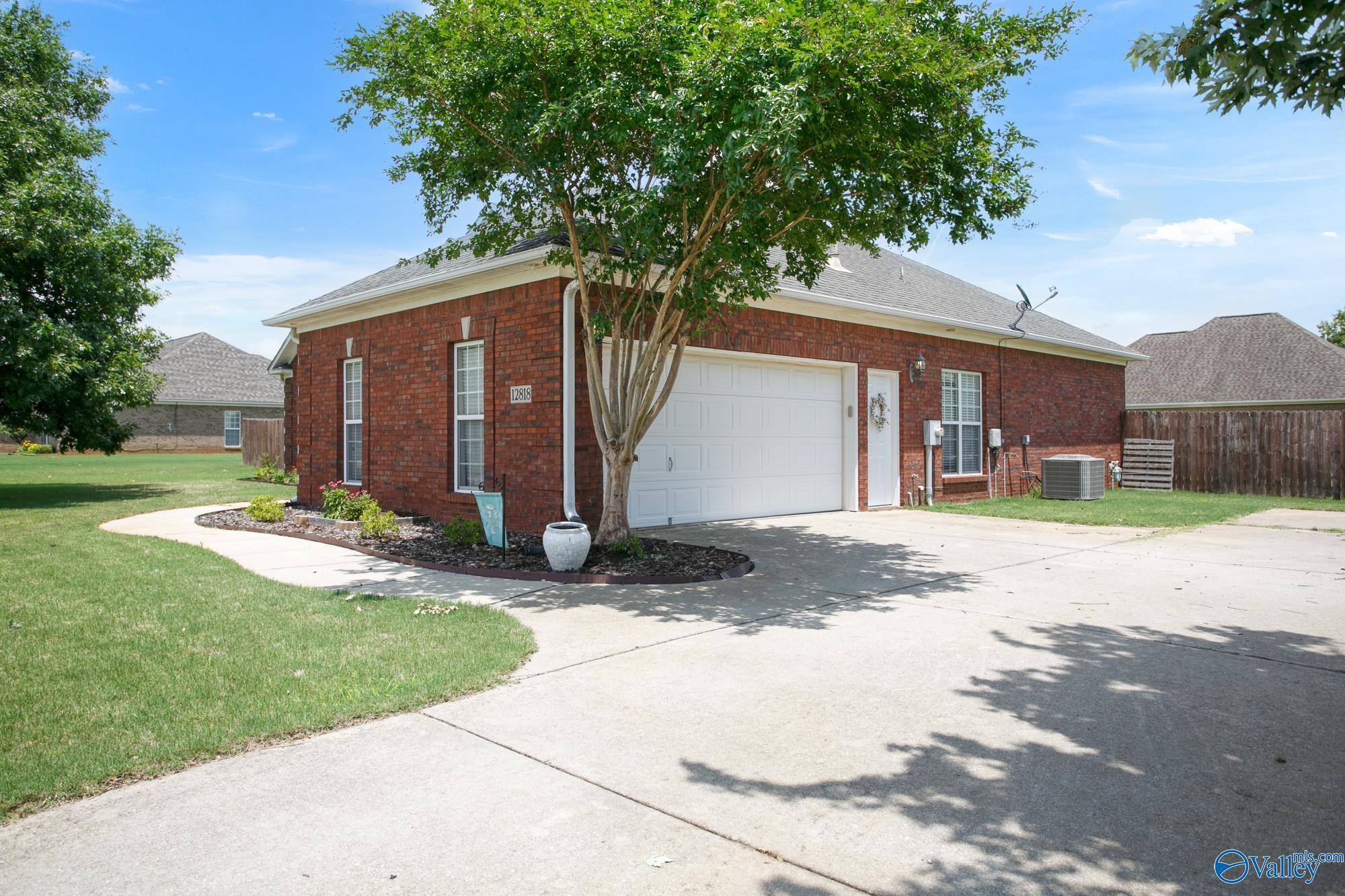 12818 Wakea Drive
