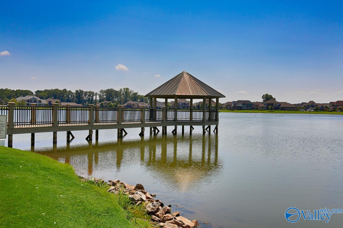 30 Elm Ridge Boulevard SW