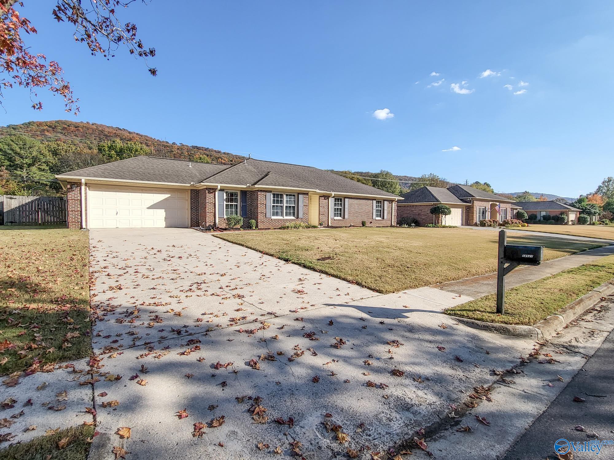 14927 Clovercrest Drive