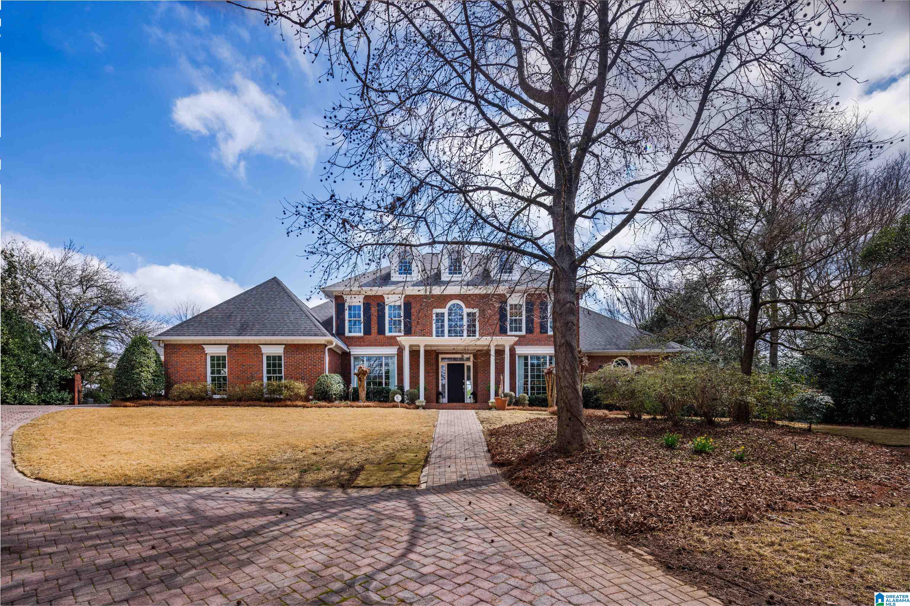 2213 HIDDEN RIDGE CIRCLE